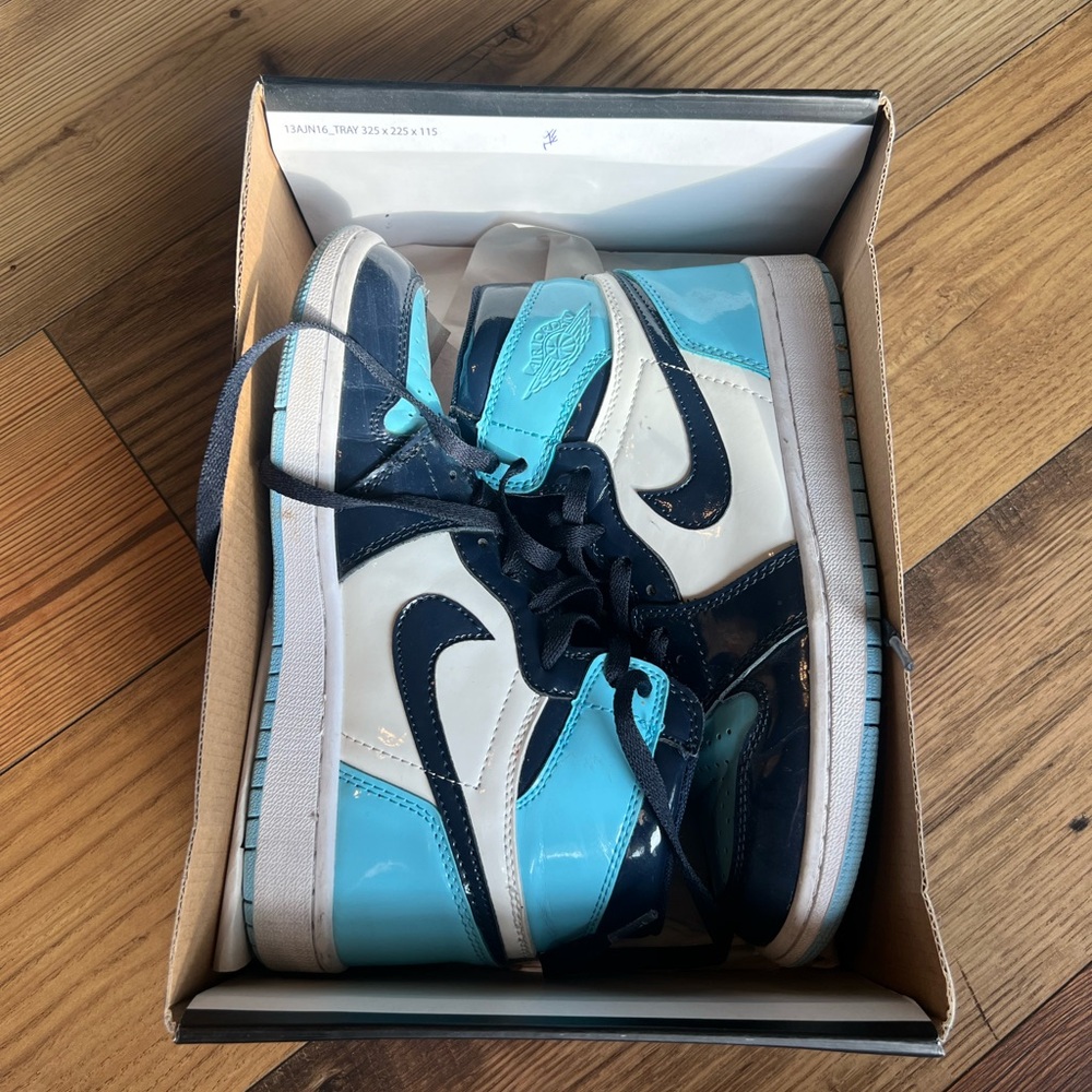 nike air jordan ones